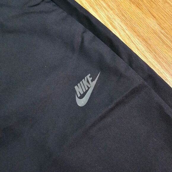 Nike Tech Style Essentials Pants Sneaker Length Black Men's Size 34 Large L New - Picture 3 of 16